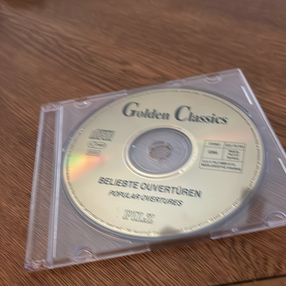 Music CD. GOLDEN CLASSICS. no original case